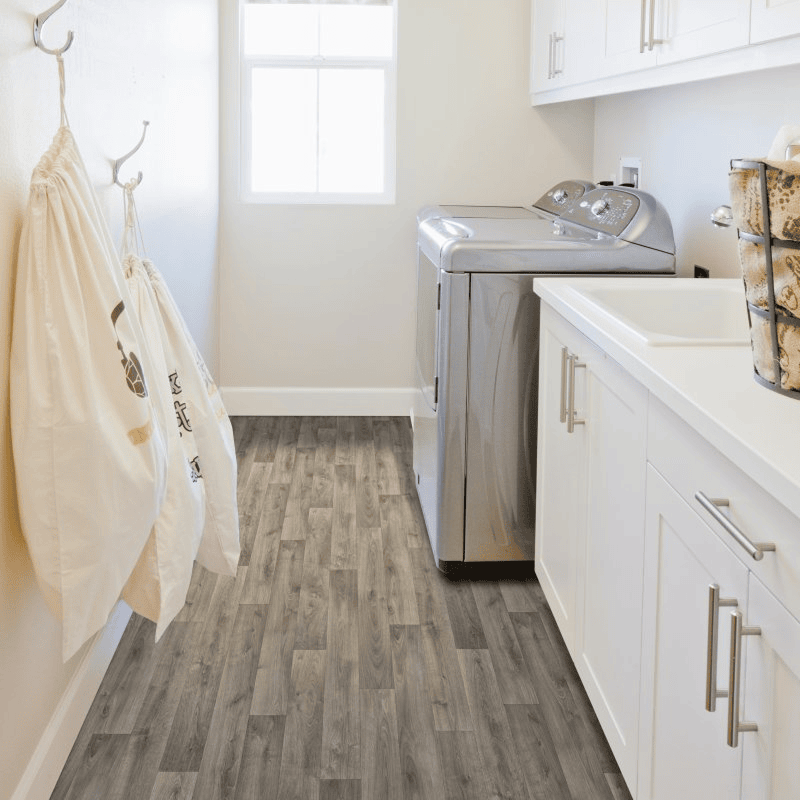 All Pro Floors providing pet-friendly waterproof vinyl flooring in Santa Rosa, CA