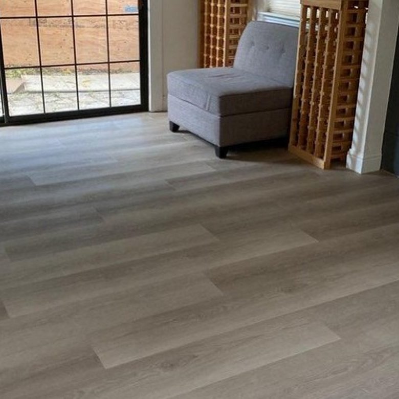 Laminate flooring project photos from All Pro Floors in Santa Rosa, CA
